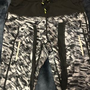 NIKE WOMENS EPIC LUX TIGHT CAMO